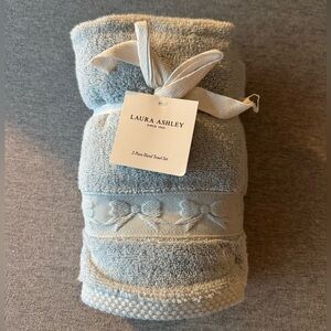 NWT Laura Ashley Soft Blue Cotton Hand Towel Set